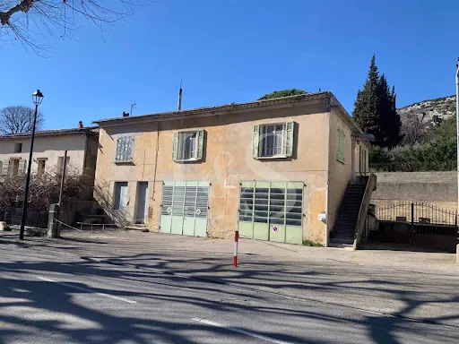 Maison 5 pièces 306 m² 