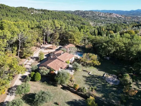 Maison 3 pièces 188 m² 