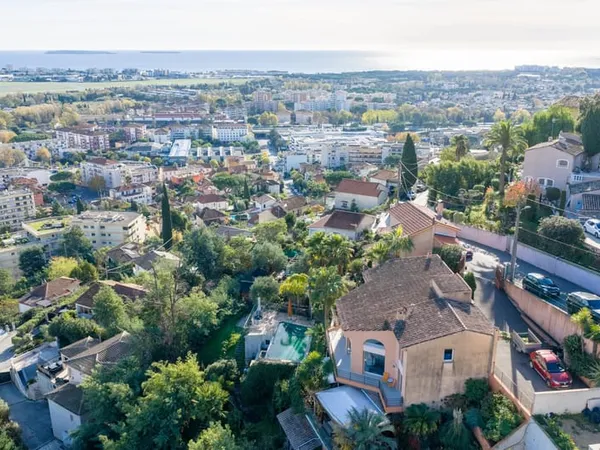 Maison 5 pièces 289 m² 