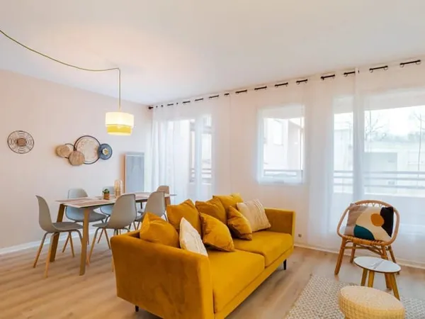 Appartement 1 pièce 91 m²