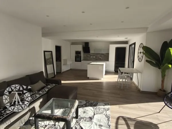 Villa neuve T5 - 136m2 - garage et jardin 