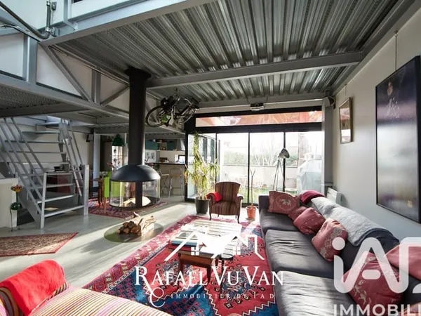 Maison 7 pièces 215 m²