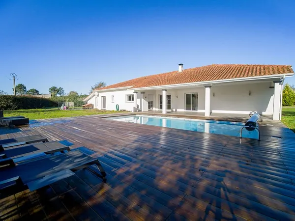 Maison Solferino 6 pièce(s) 192 m2 
