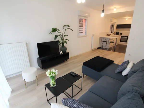 85000 -La ROCHE sur YON plein centre ville, dans résidence avec ASCENCEUR, Appartement T2 avec 