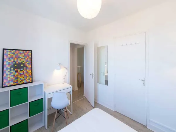 17 Briand - #3 - Chambre 