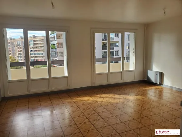 Appartement 3 pièces 80 m² 
