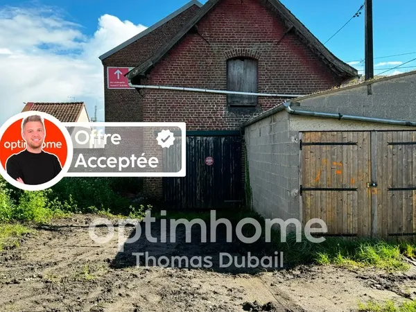 Garages et terrain constructible 