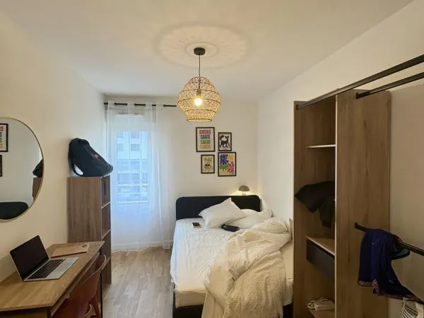 Appartement Location Bordeaux 5p 20m² 600€