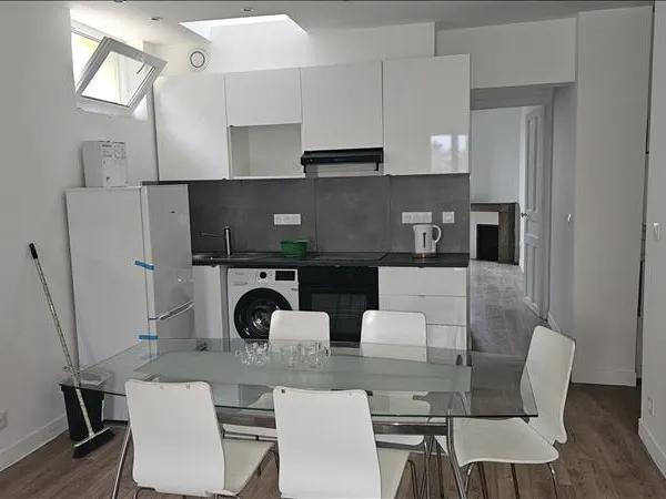 Appartement - 2ème étage - 44,79 m2 - 2 pièces - Meublé