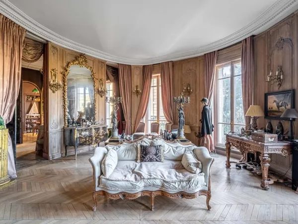 Appartement 6 pièces 292 m²