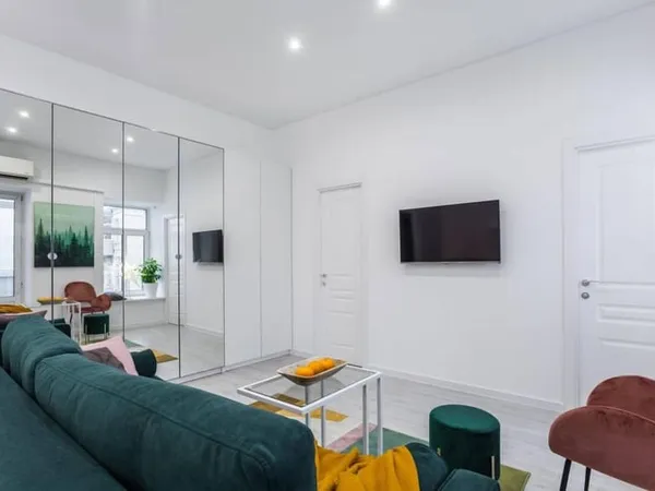 T2 - 35m² - Nice (quartier Rue Barla / proche Garibaldi) - 597€/mois CC - cave + parking 