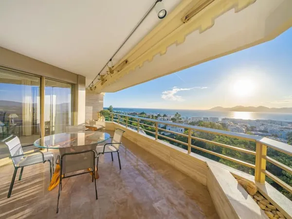 Appartement exceptionnel de 4 pièces en Californie - Vue sur mer 