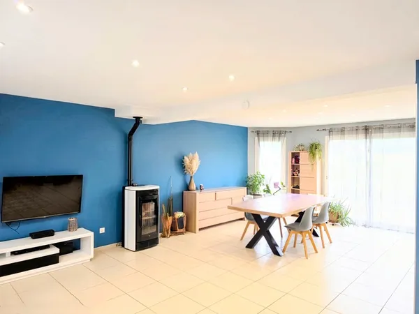 À VENDRE PAVILLON sur Sous-Sol complet 5 pièces de 122m² Secteur BLANGY SUR BRESLE (76)