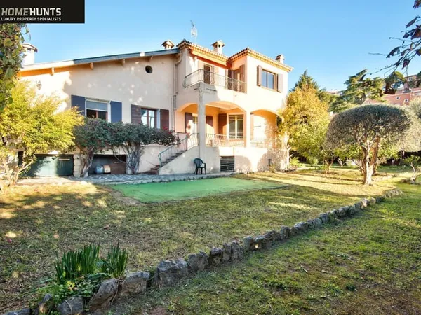 Maison 5 pièces 159 m²