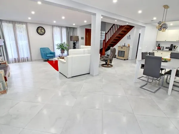 Maison de 6 pièces 