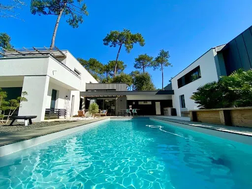 Maison 7 pièces 210 m² 