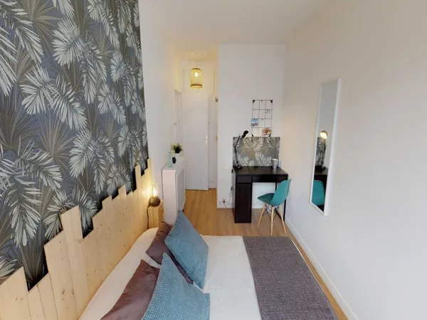 40B Suffren - #3 - Chambre 