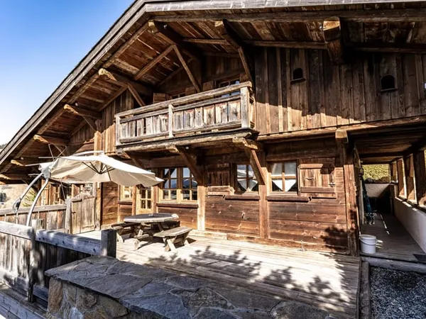 Chalet 6 pièces 253 m² 