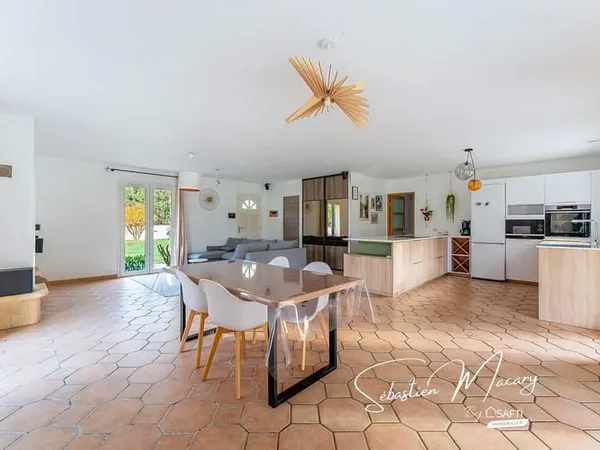Maison 5 pièces 102 m² 