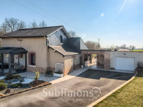 Belle maison familiale- 3 chambres - double garage - Terra