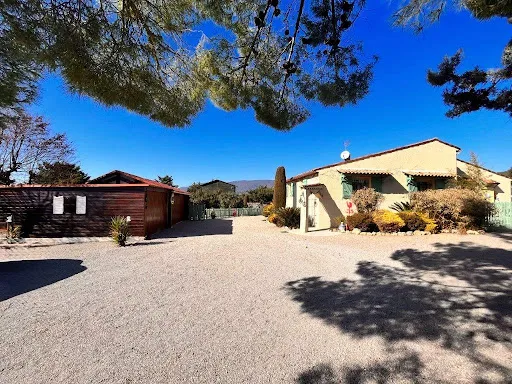 Maison 7 pièces 240 m² 