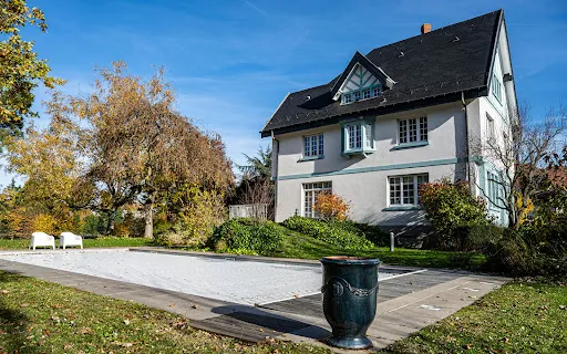 Maison 11 pièces 380 m² 