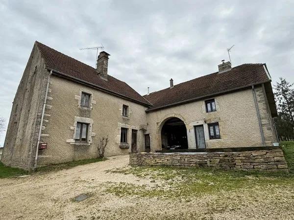 Maison 12 pièces 350 m² 