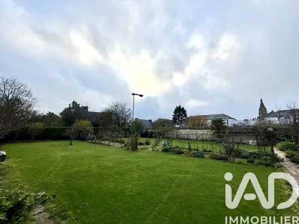 Terrain 928 m²