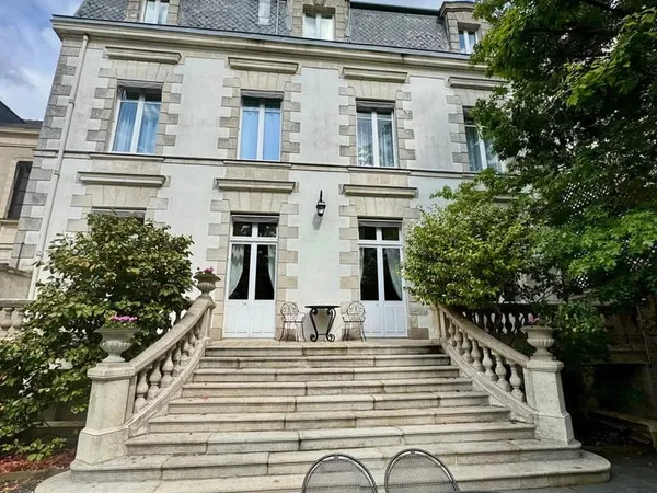 NANTES DOBREE HOTEL PARTICULIER 