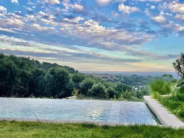 Saint-Paul-de-Vence - Élégance provençale et design contemporain avec vue mer 