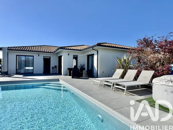 Maison 5 pièces 140 m²