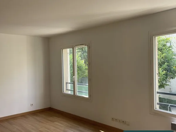Studio 1 pièce 30 m²