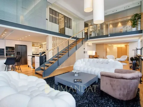 CANNES CENTRE - LOFT CONTEMPORAIN 