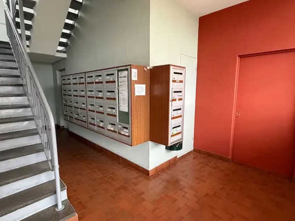 EXCLUSIVITE - Location appartement 4 pièces 61 m2 avec balcon - Bordeaux (33000)