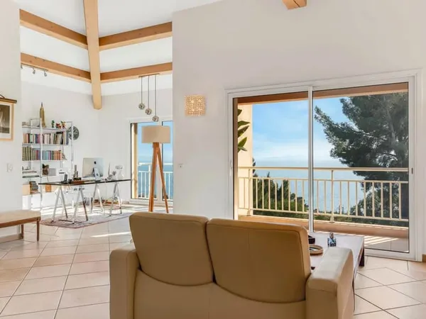 Maison 3 pièces 241 m² 