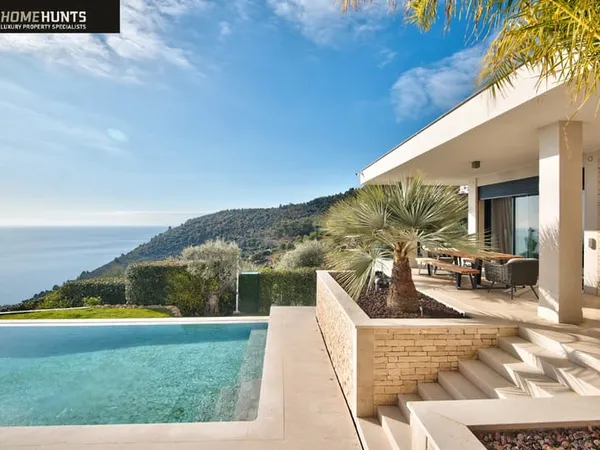 Maison 4 pièces 272 m² 