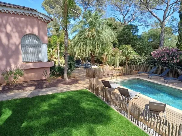 Belle villa a pied a la plage du Débarquement 