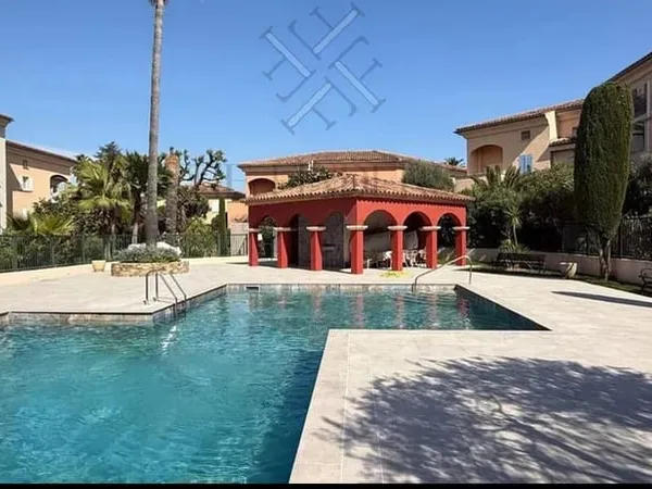 Appartement 3 chambres centre de Saint-Tropez 