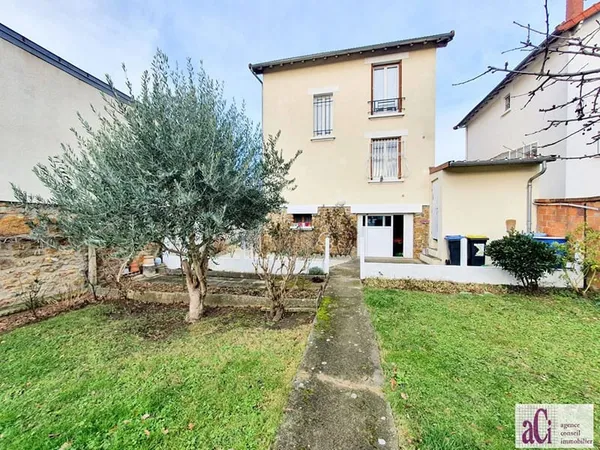 L'HAY LES ROSES - Limite Bourg la Reine - MAISON sur parcelle d