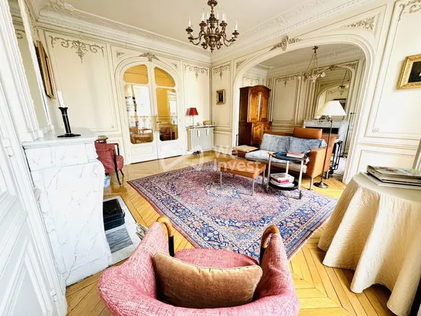 Appartement 5 pièces 131 m²