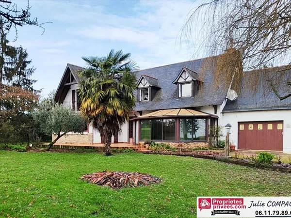 MAISON 4 CHAMBRES - GARAGE ET GRAND TERRAIN 9 000 m² env 