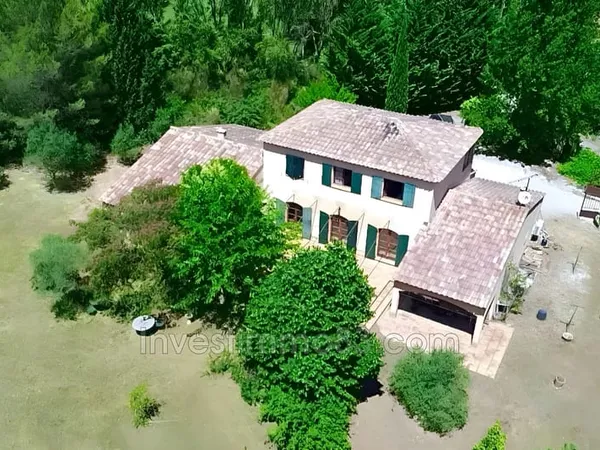 Maison 7 pièces 200 m²