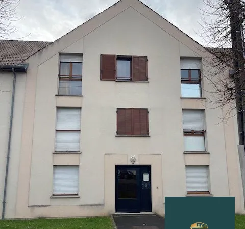 Studio 1 pièce 30 m² 