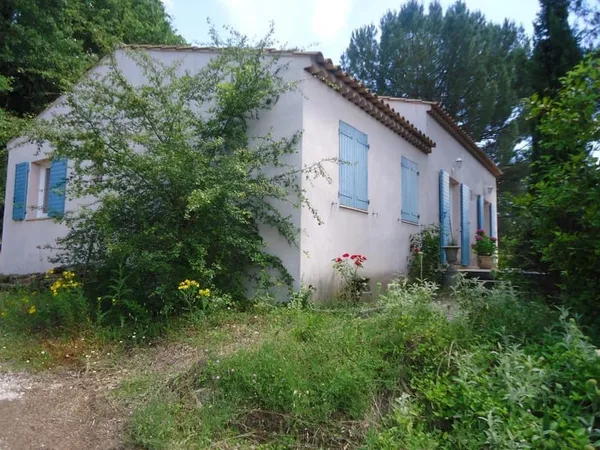 Maison Location La Tour-d'Aigues 5p 165m² 1535€