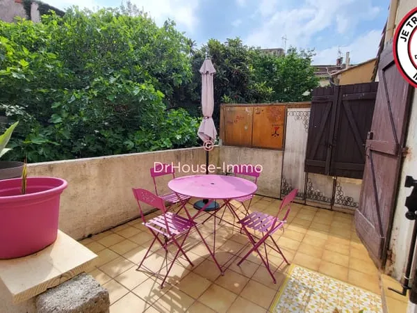 A VENDRE le luc Immeuble / maison de village de rapport 3 appartements garage jardin remise 