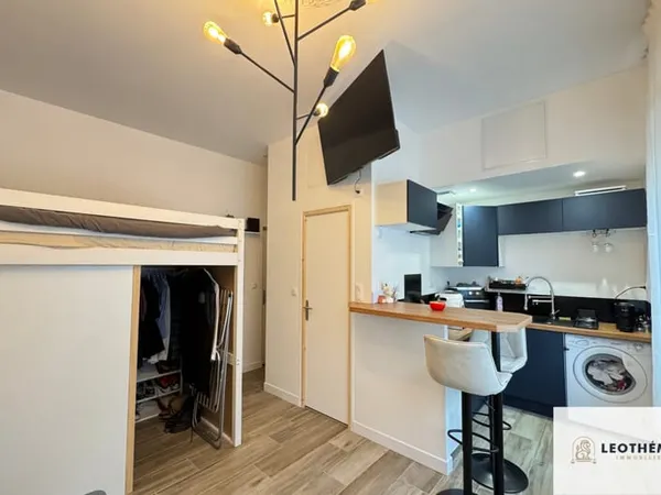 Studio 1 pièce 21 m² 