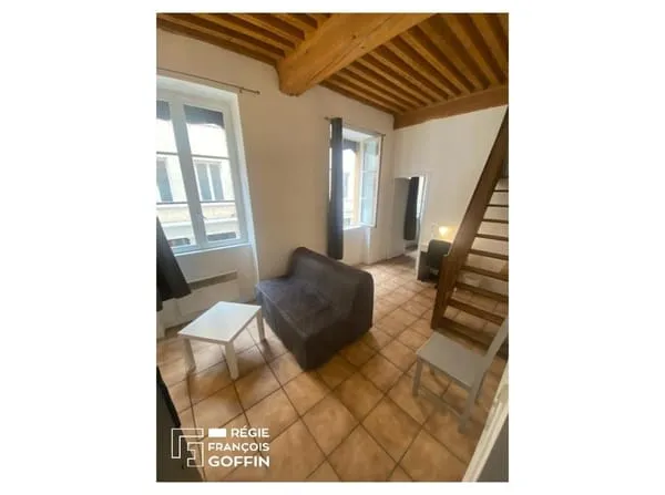 APPARTEMENT T1 + MEZZANINE - MEUBLE