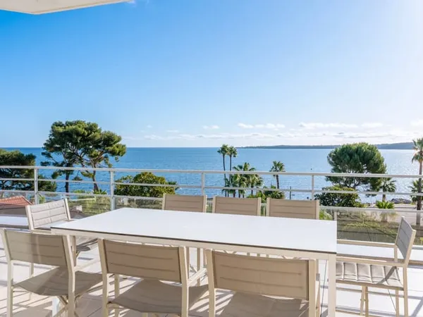 Appartement 3 pièces 145 m² 