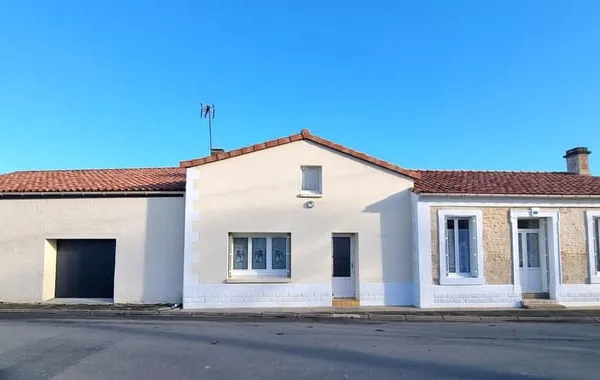 Maison Les Magnils Reigniers 3 pièce(s) 96 m2 
