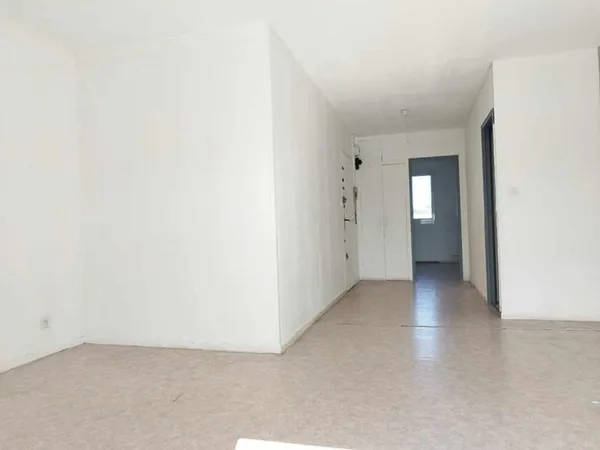 Appartement Port De Bouc 3 pièce(s) 65 m2 environ Balcon 